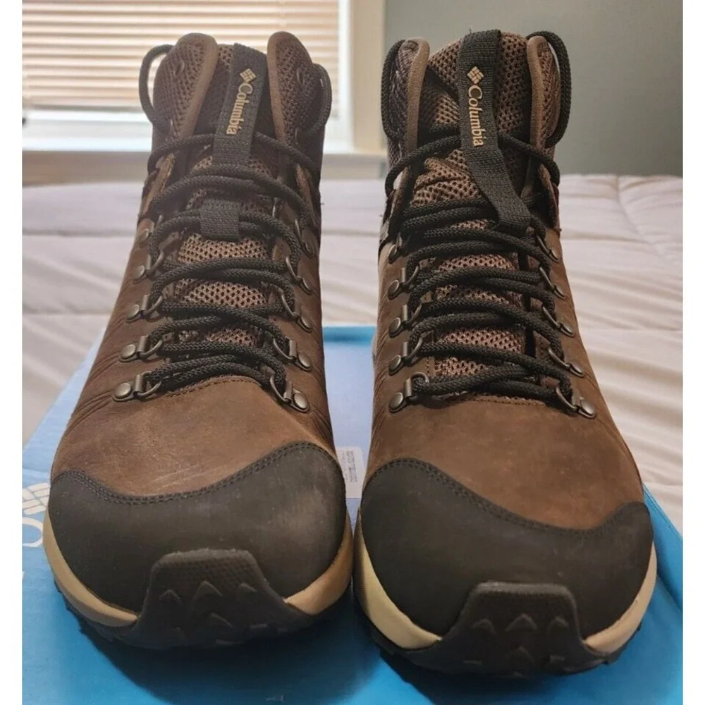 Columbia® (Men's SIZE 12 M) Trailstorm Crest™ Mid Waterproof Shoe - $140
